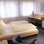 Otel Hecher