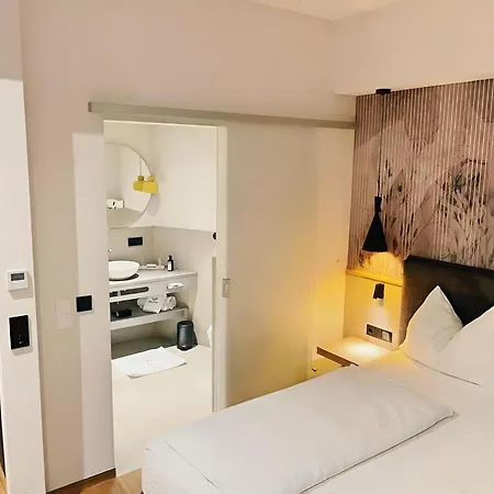 Hecher Otel 2*